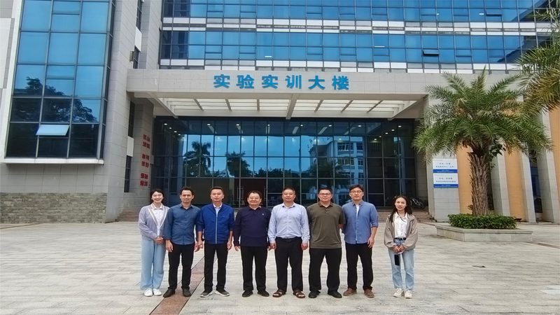 揭秘小型SMT贴片加工厂的关键设备型号